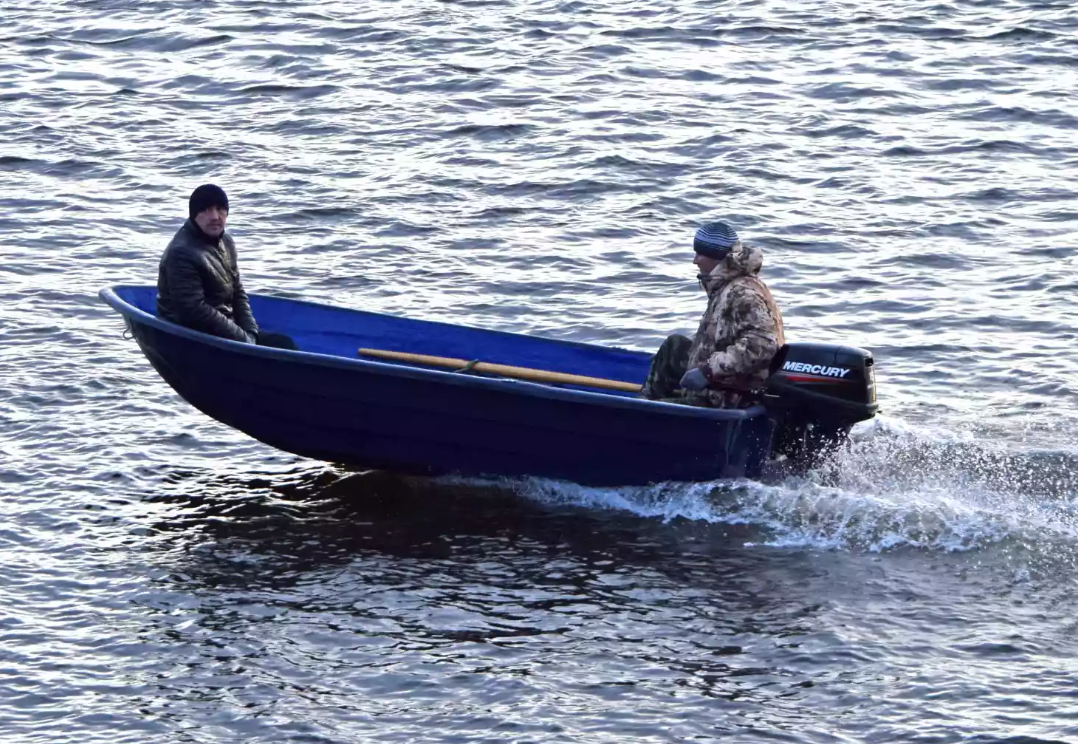 Стеклопластиковая лодка Neman-340 (тримаран) в Волгограде