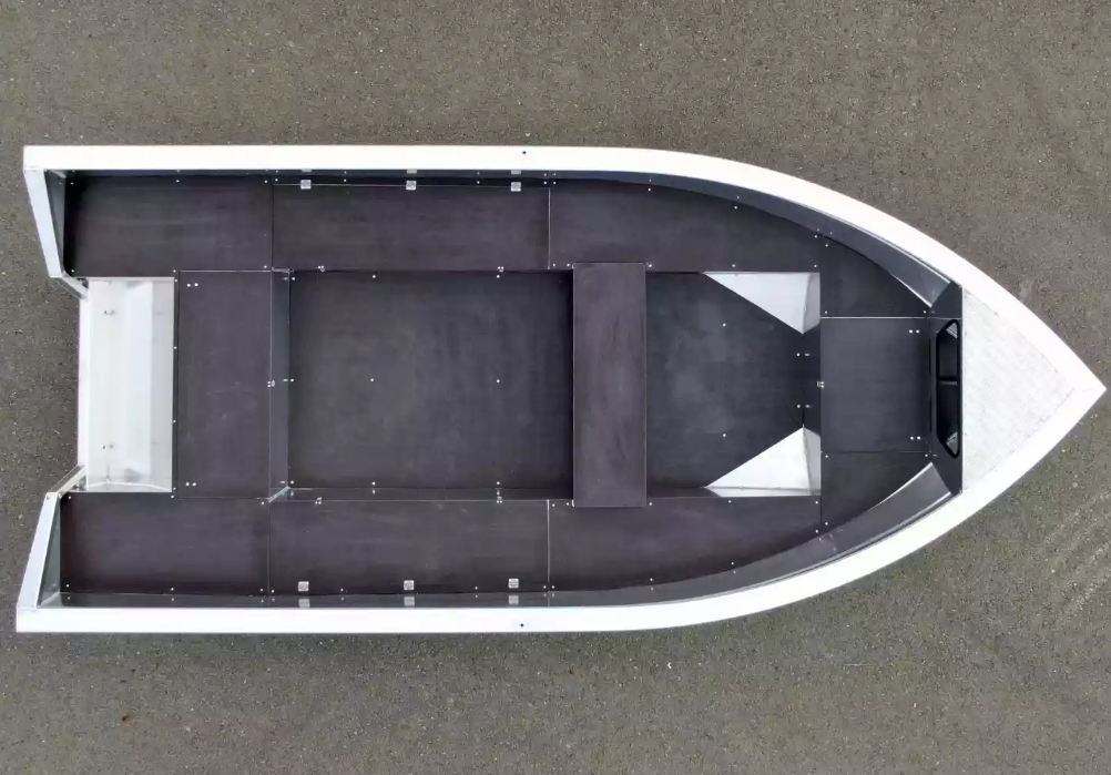 Алюминиевая лодка  Неман-420 в Волгограде