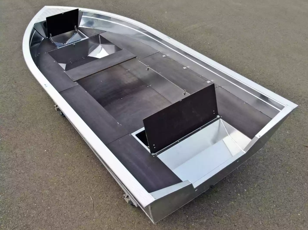 Алюминиевая лодка  Неман-420 в Волгограде