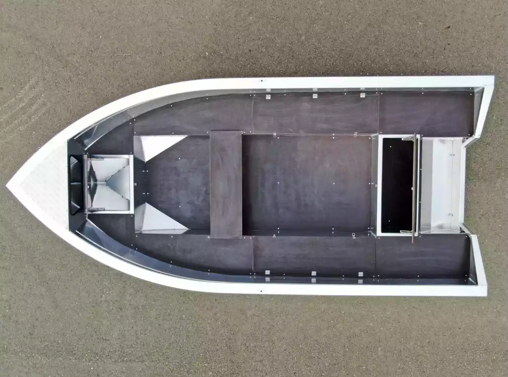 Алюминиевая лодка  Неман-420 в Волгограде