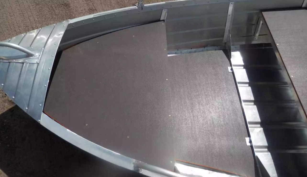 Алюминиевая лодка Вятка-Профи 32 в Волгограде