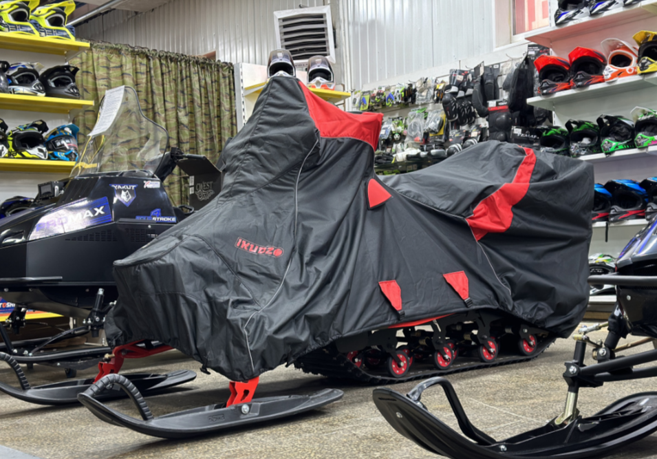 Чехол транспорт. снегохода IKUDZO HUNTER черно-красный Оксфорд ПРЕМИУМ качества с лого IKUDZO в Волгограде