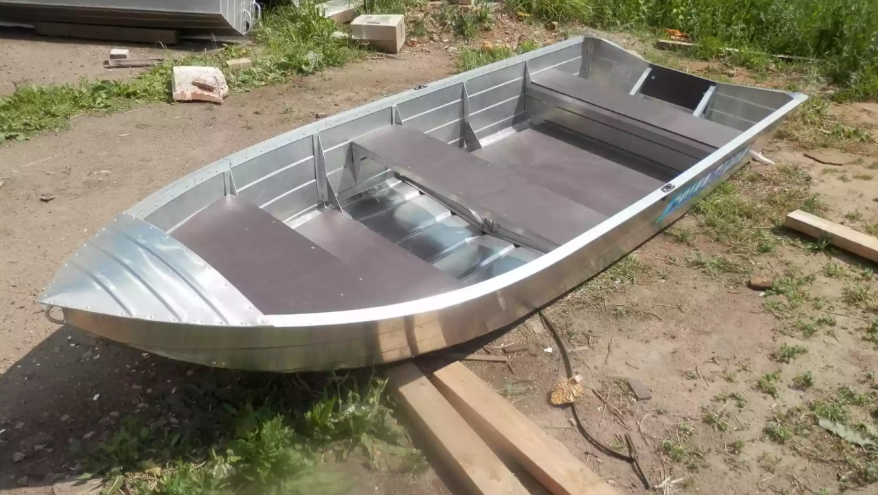 Алюминиевая лодка Вятка-Профи 32 в Волгограде