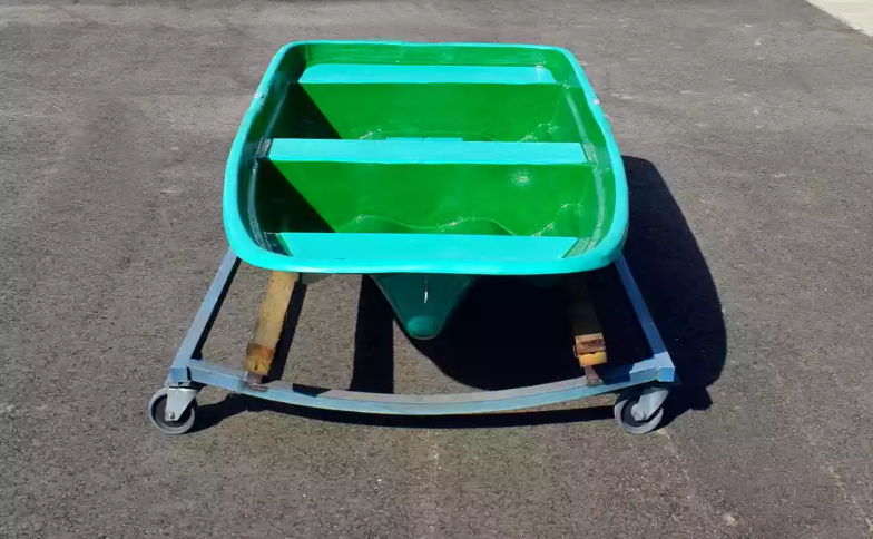 Стеклопластиковая лодка Старт (тримаран) в Волгограде