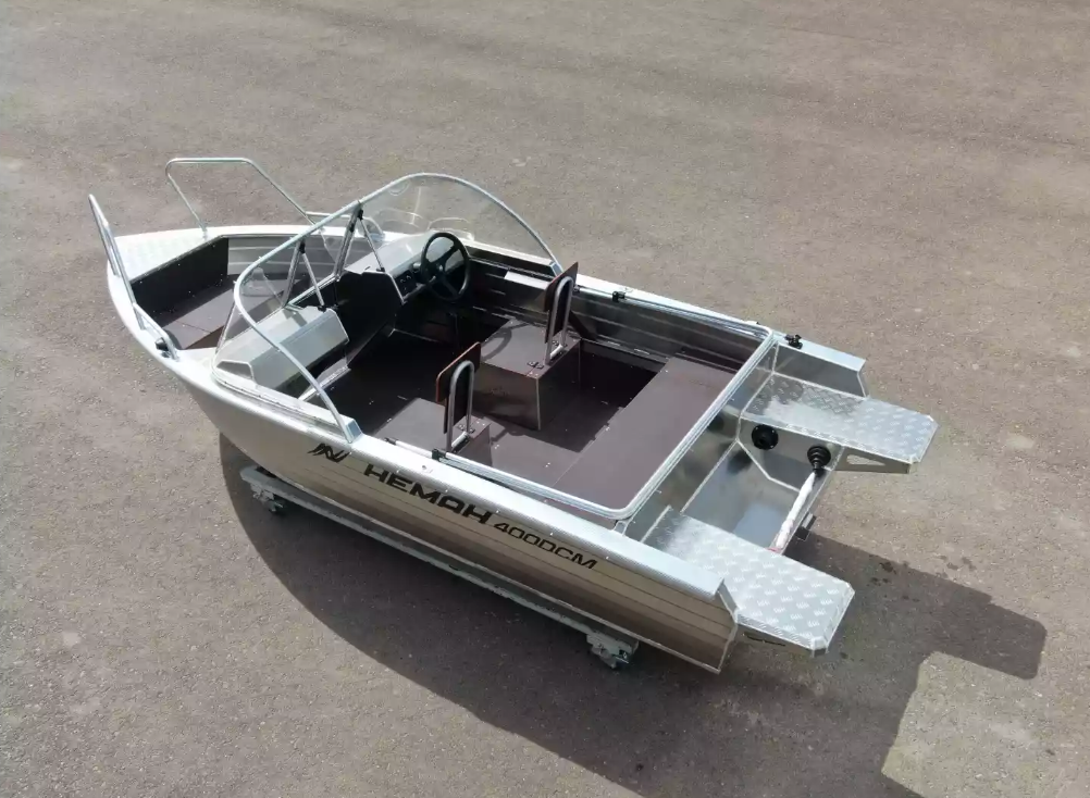 Алюминиевая лодка  Неман-400 DCM NEW в Волгограде