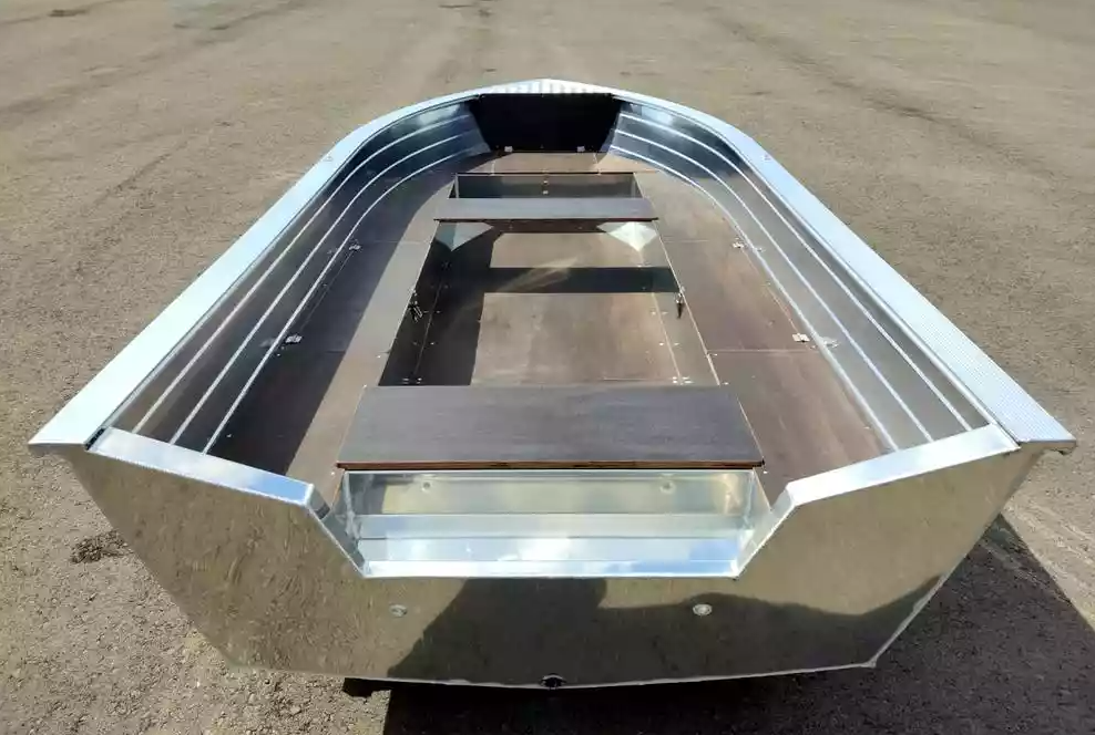 Алюминиевая лодка Неман-400 в Волгограде