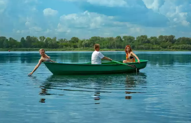 Стеклопластиковая Лодка Голавль в Волгограде