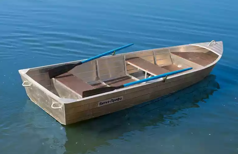 Алюминиевая лодка Вятка-Профи 32 в Волгограде