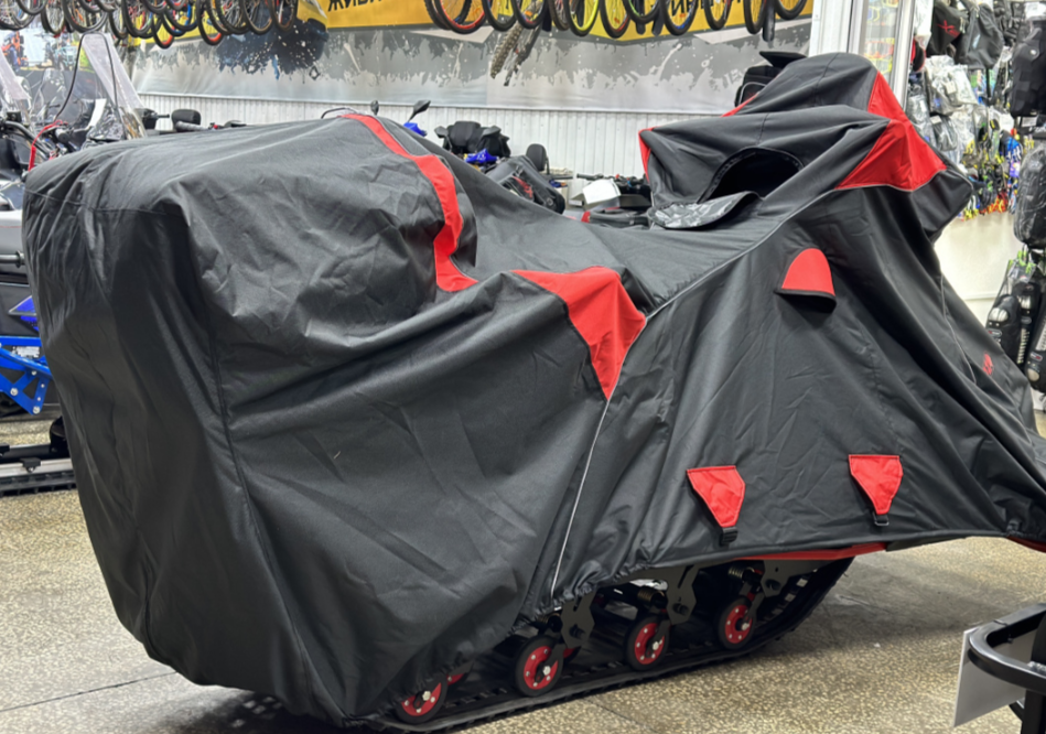 Чехол транспорт. снегохода IKUDZO HUNTER черно-красный Оксфорд ПРЕМИУМ качества с лого IKUDZO в Волгограде