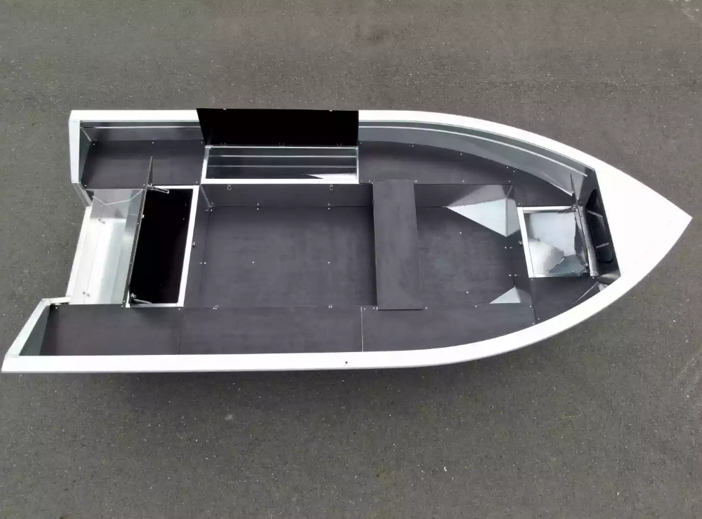 Алюминиевая лодка  Неман-420 в Волгограде