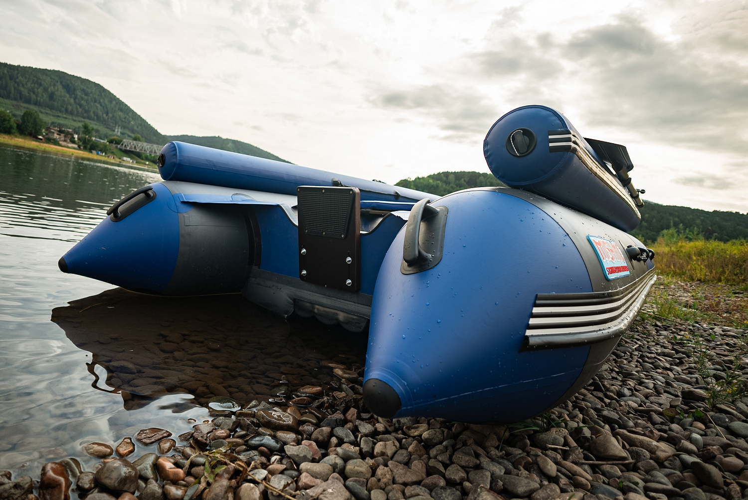 Лодка MISHIMO RIVER FJET PRO 400 под водомет в Волгограде