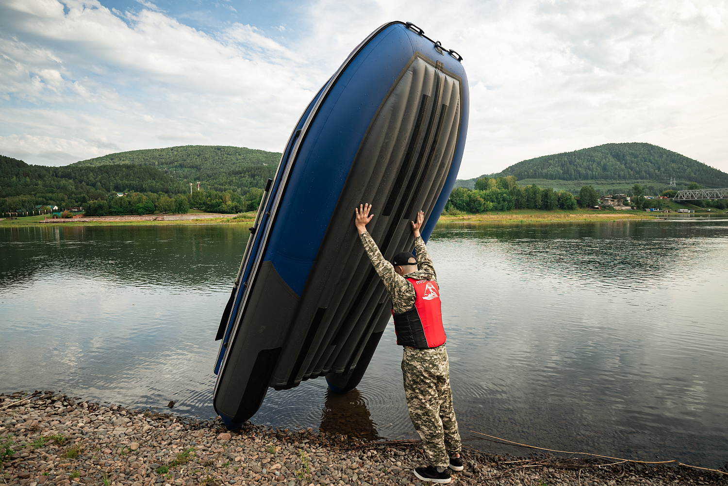 Лодка MISHIMO RIVER FJET PRO 400 под водомет в Волгограде