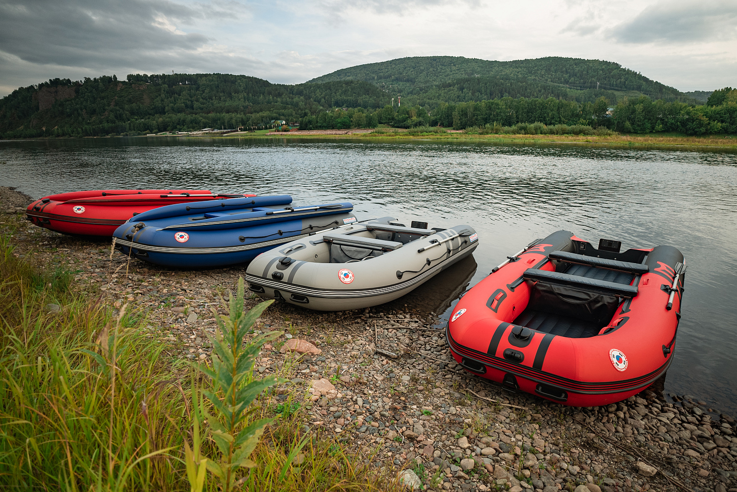 Лодка MISHIMO RIVER FJET PRO 400 под водомет в Волгограде