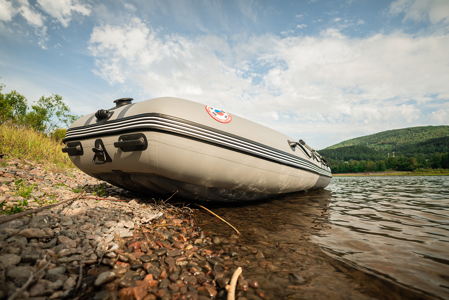 Лодка MISHIMO RIVER JET 390 под водомет в Волгограде