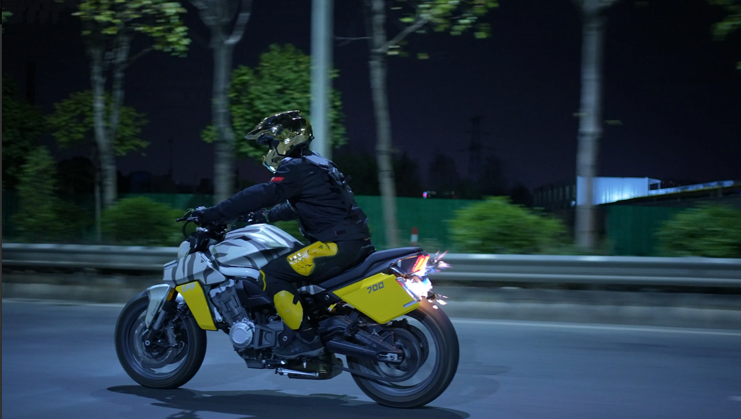 Мотоцикл Benda LFS 700 в Волгограде